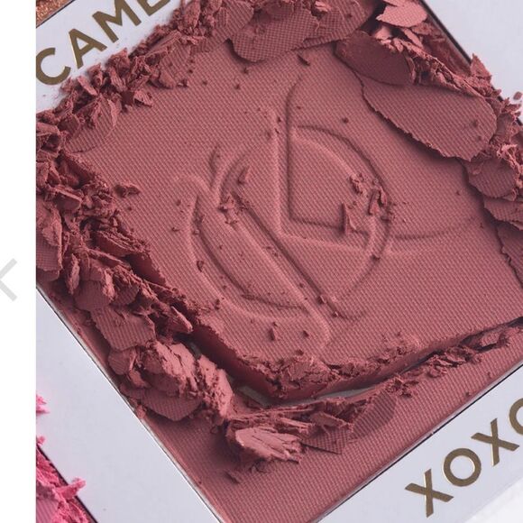 Kenia Ontiveros Blush & Shine Palette 3 blush + 3 highlight shade palette - Picture 3 of 7